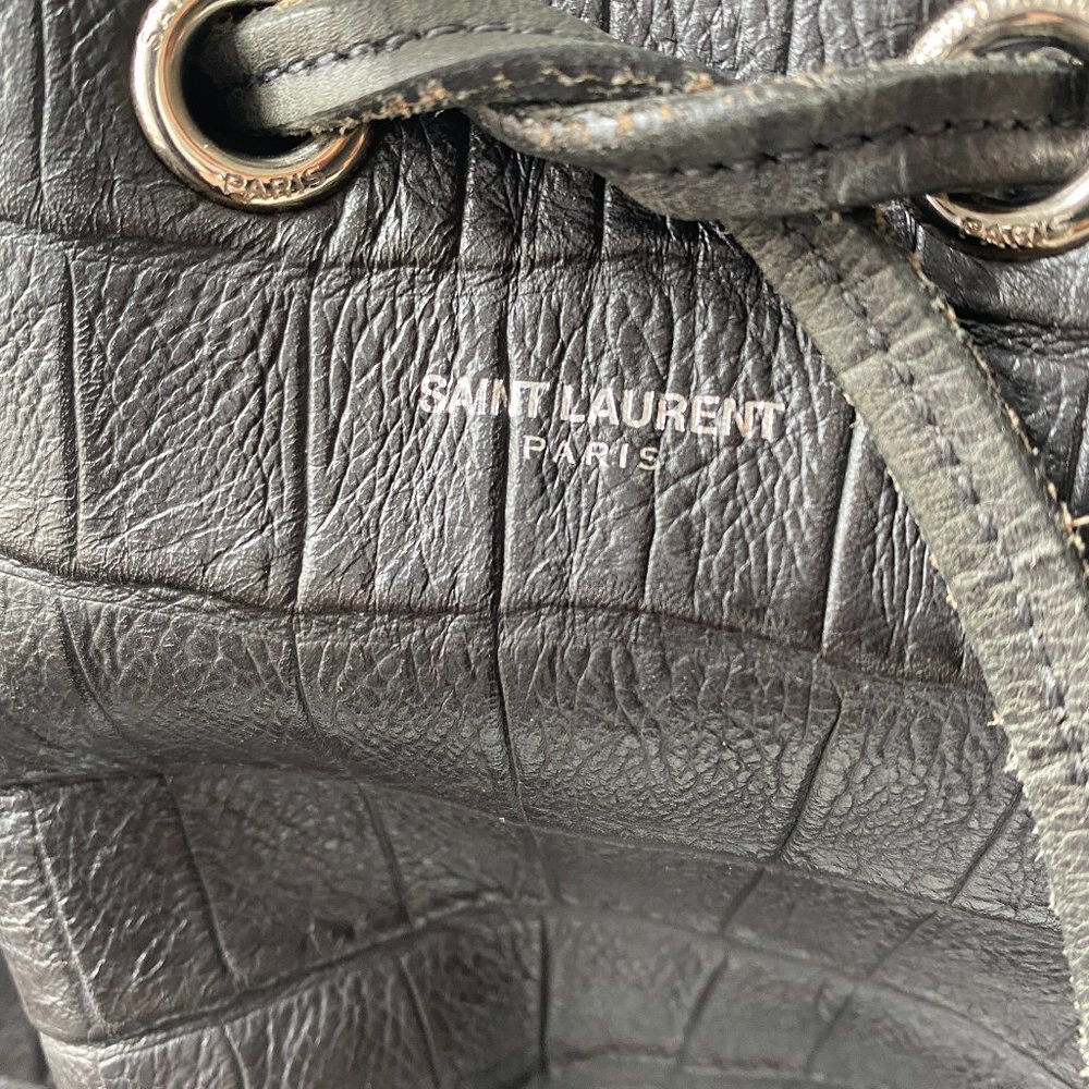 SAINT LAURENT GRAY BUCKET BAG